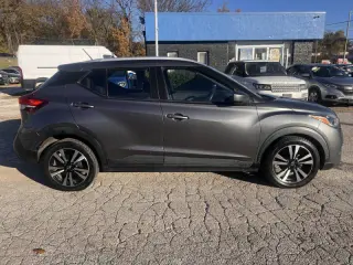 2020 Nissan Kicks SV