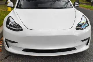 Tesla Model 3 2023 4dr Sedan