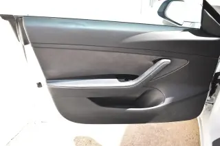 Tesla Model 3 2023 4dr Sedan