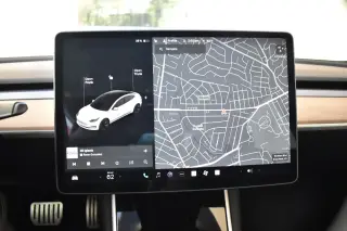 Tesla Model 3 2023 4dr Sedan