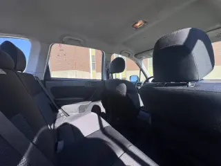 2016 Subaru Forester 2.5i