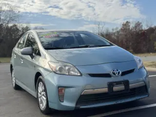 2013 Toyota Prius Plug-in Hybrid Advanced