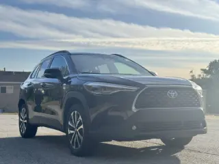 2024 Toyota Corolla Cross XLE