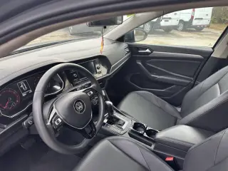 2020 Volkswagen Jetta SE