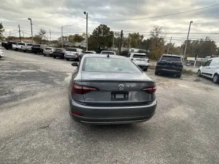 2020 Volkswagen Jetta SE