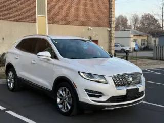 2019 Lincoln MKC Select