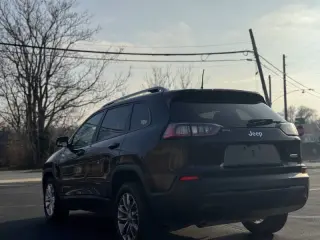 2020 Jeep Cherokee Latitude