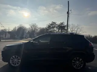 2020 Jeep Cherokee Latitude