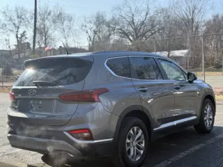 2019 Hyundai Santa Fe SE 2.4L
