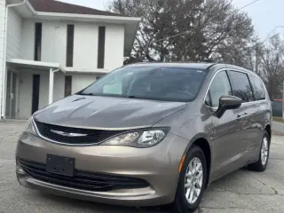 2017 Chrysler Pacifica LX