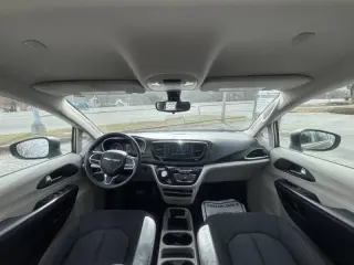 2017 Chrysler Pacifica LX