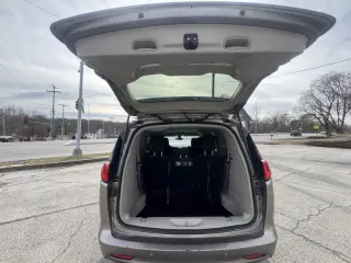 2017 Chrysler Pacifica LX