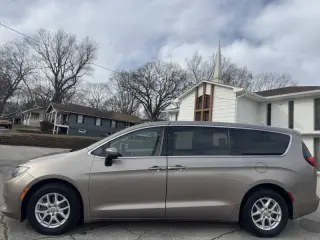 2017 Chrysler Pacifica LX