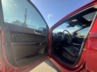 2019 Ford Edge ST