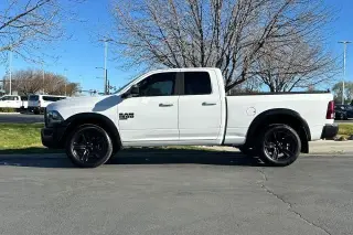 Ram 1500 Classic 2022 4x4 SLT 4dr Quad Cab 6.3 ft. SB Pickup