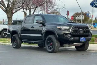 Toyota Tacoma 2019 4x4 TRD Sport 4dr Double Cab 5.0 ft SB 6M