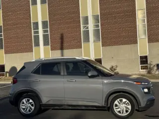 2020 Hyundai Venue SEL