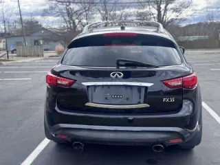 2010 Infiniti FX35
