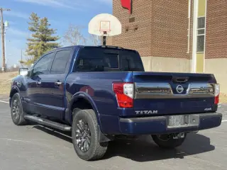 2017 Nissan Titan Platinum Reserve