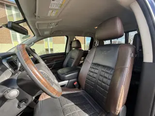 2017 Nissan Titan Platinum Reserve