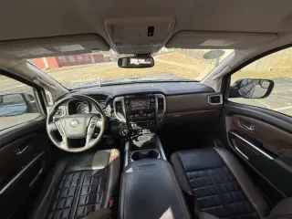 2017 Nissan Titan Platinum Reserve