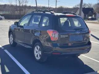 2016 Subaru Forester 2.5i