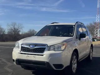 2015 Subaru Forester 2.5i