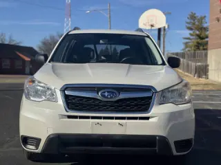 2015 Subaru Forester 2.5i