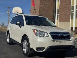 2015 Subaru Forester 2.5i