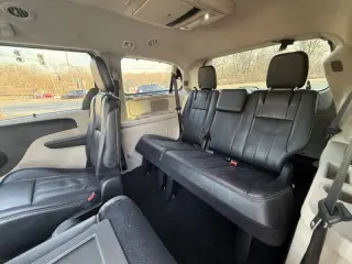 2014 Chrysler Town and Country Touring-L