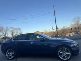 2017 Jaguar XE 35t Prestige