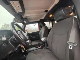 2018 Jeep Wrangler JK Unlimited Willys Wheeler W