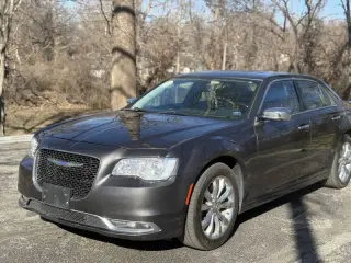 2019 Chrysler 300 Limited