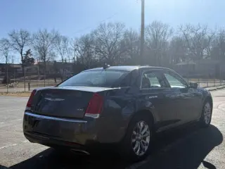 2019 Chrysler 300 Limited