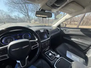 2019 Chrysler 300 Limited