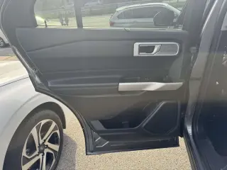 Ford Explorer 2023 AWD Limited 4dr SUV