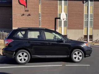 2016 Subaru Forester 2.5i