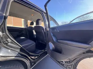 2016 Subaru Forester 2.5i