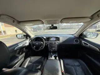 2018 Nissan Pathfinder SL