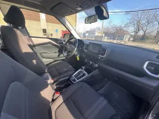 2020 Hyundai Venue SEL