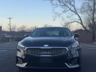 2017 Kia Cadenza Technology