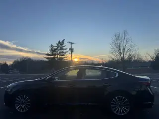 2017 Kia Cadenza Technology