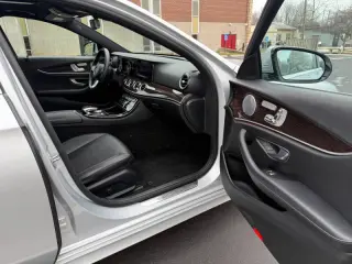 2017 Mercedes-Benz E-Class E 300 4MATIC