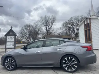2016 Nissan Maxima 3.5 SR