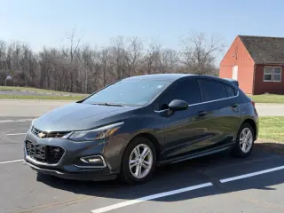 2017 Chevrolet Cruze LT Manual