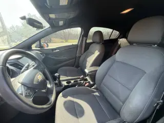 2017 Chevrolet Cruze LT Manual