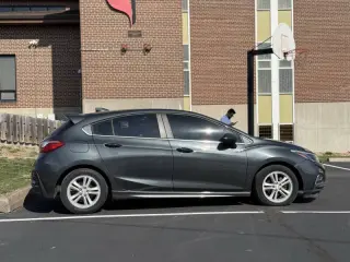2017 Chevrolet Cruze LT Manual