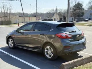 2017 Chevrolet Cruze LT Manual