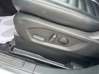 Ford Edge 2023 AWD SEL 4dr Crossover
