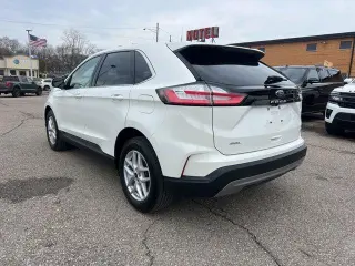 Ford Edge 2023 AWD SEL 4dr Crossover